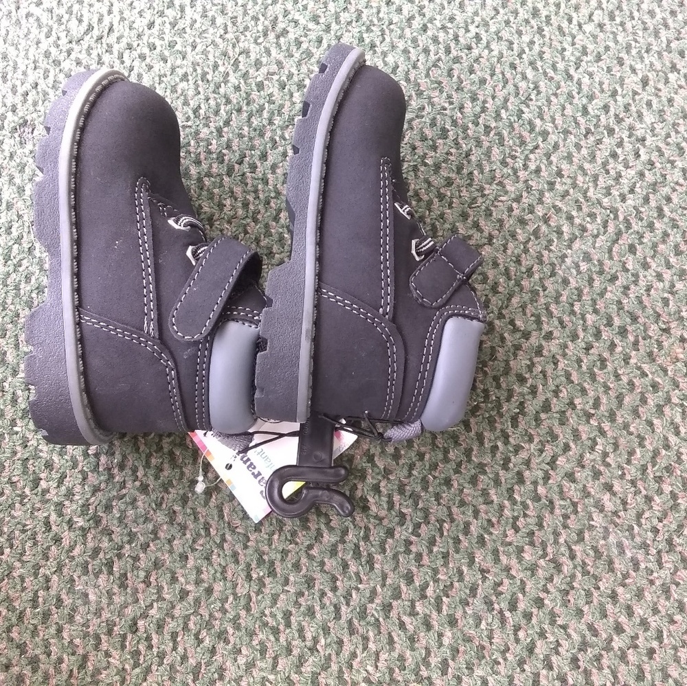 Shoes - Picture 3 of 3